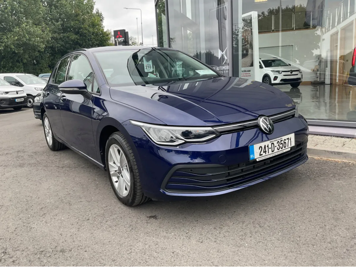 Volkswagen Golf LIFE 1.0 TSI 110HP 5DR - Image 1