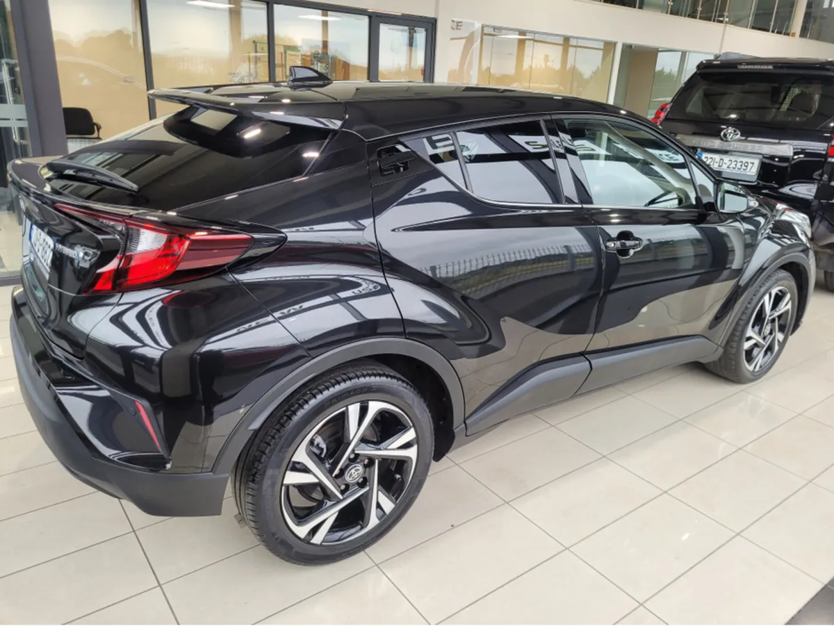 Toyota C-HR HYBRID SPORT 4DR AUTO - Image 4