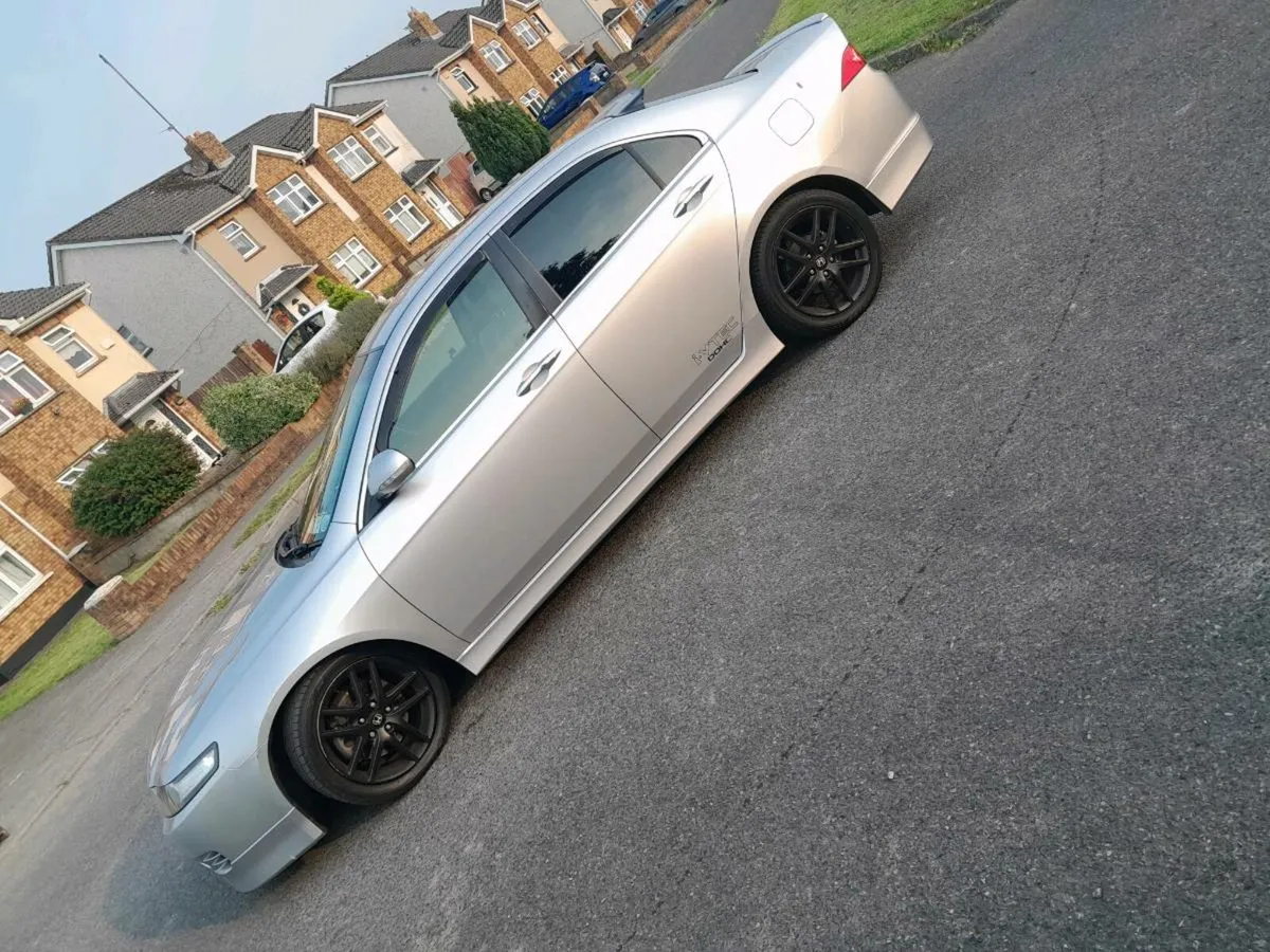 Honda Accord Type S - Image 2
