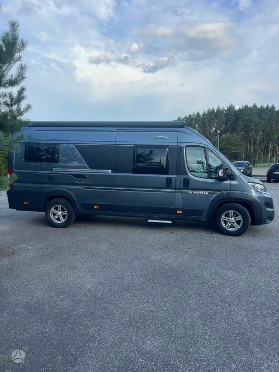 2020 ADRIA twin 640SLB SUPREME - Image 2
