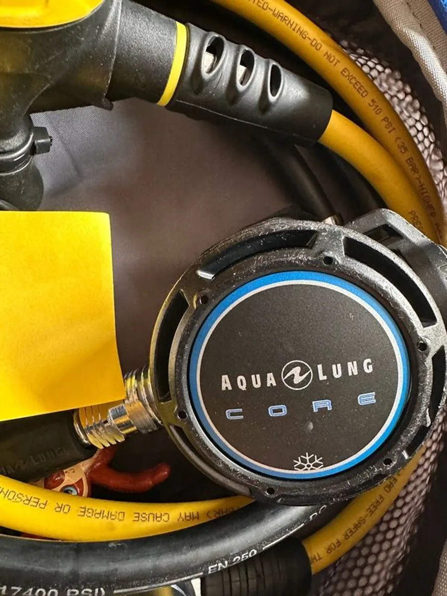 Aqualung core regulator set - Image 2
