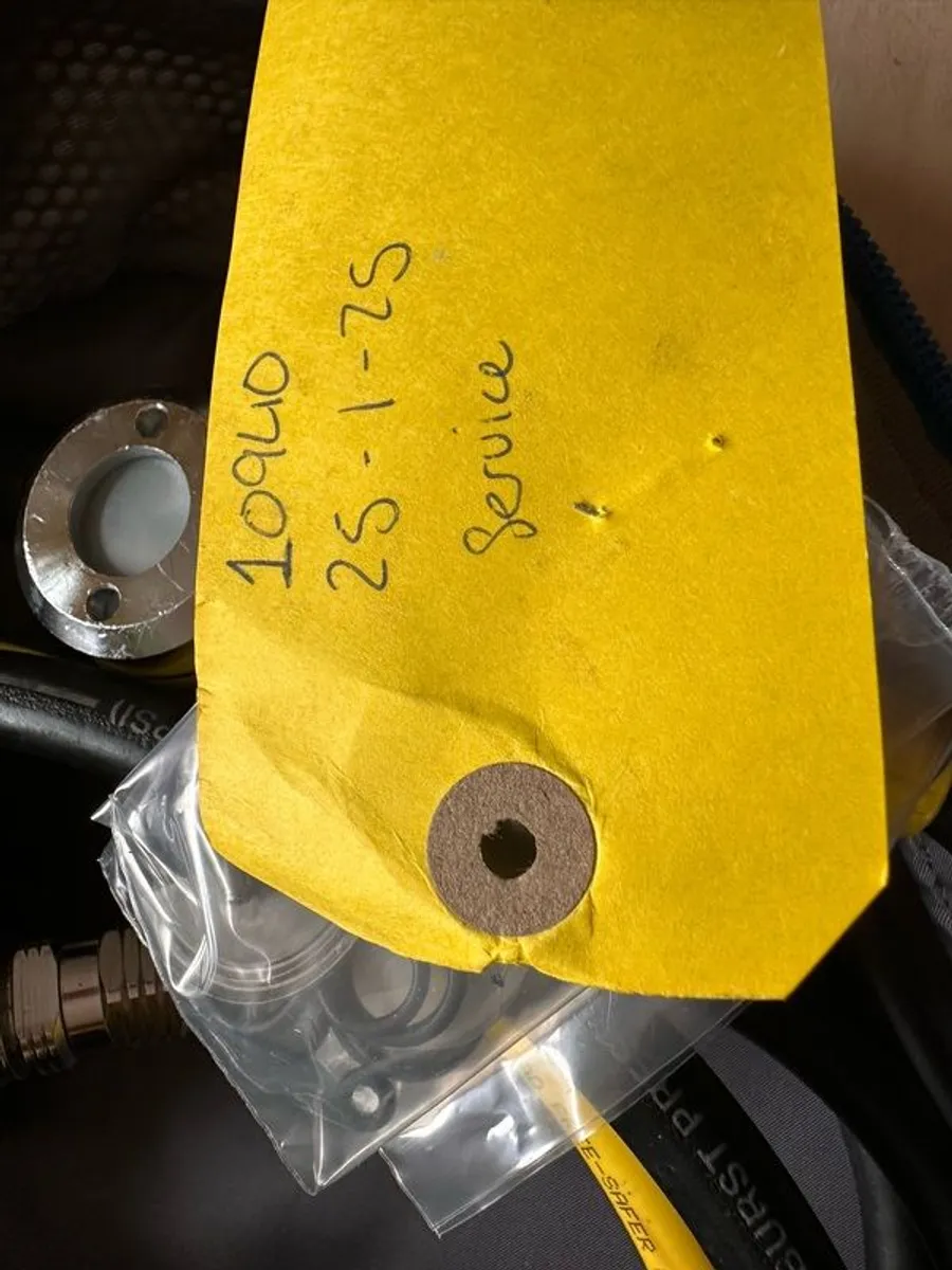 Aqualung core regulator set - Image 3