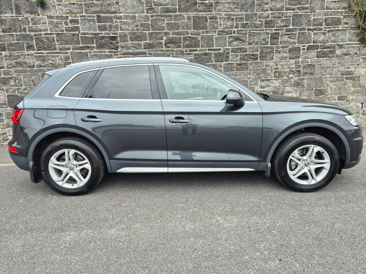 2017 Audi Q5 Quattro Auto!!! - Image 2