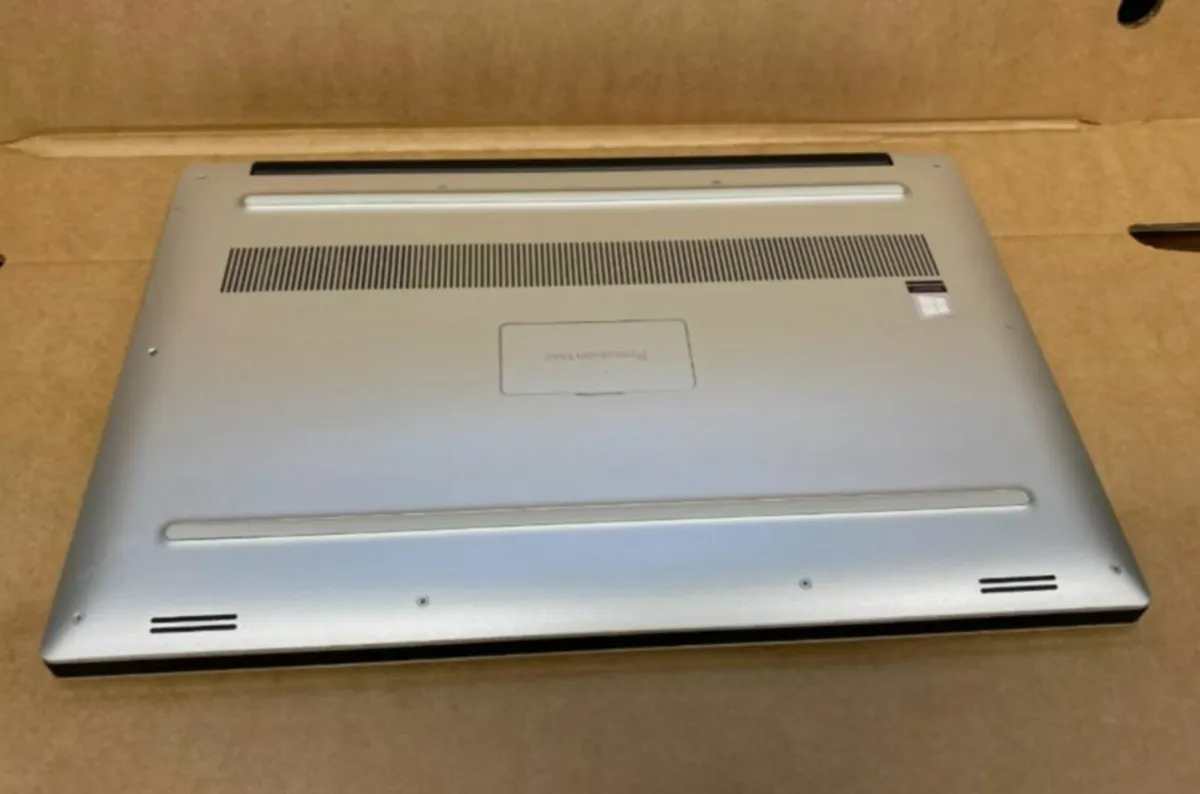 Dell Precision 5540 15.6"" Gaming XEON 16GB 512GB - Image 3