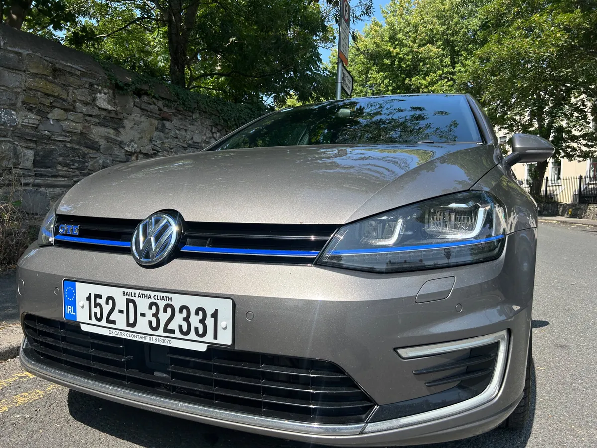 2015 VOLKSWAGEN GOLF GTE  PETROL HYBRID - Image 1
