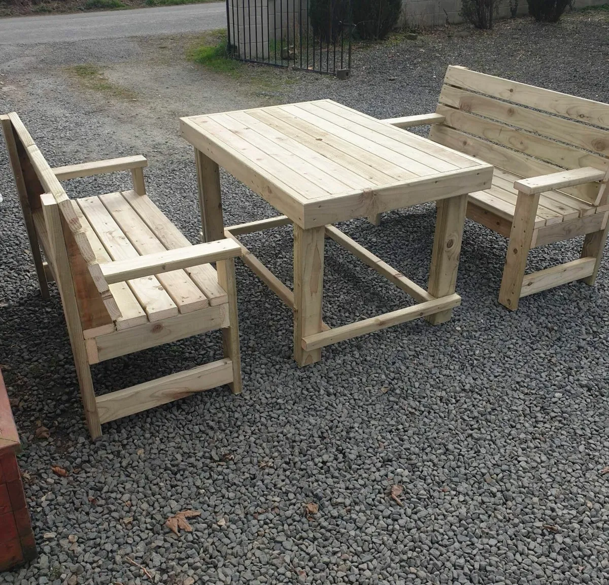 Garden furniture - Image 1