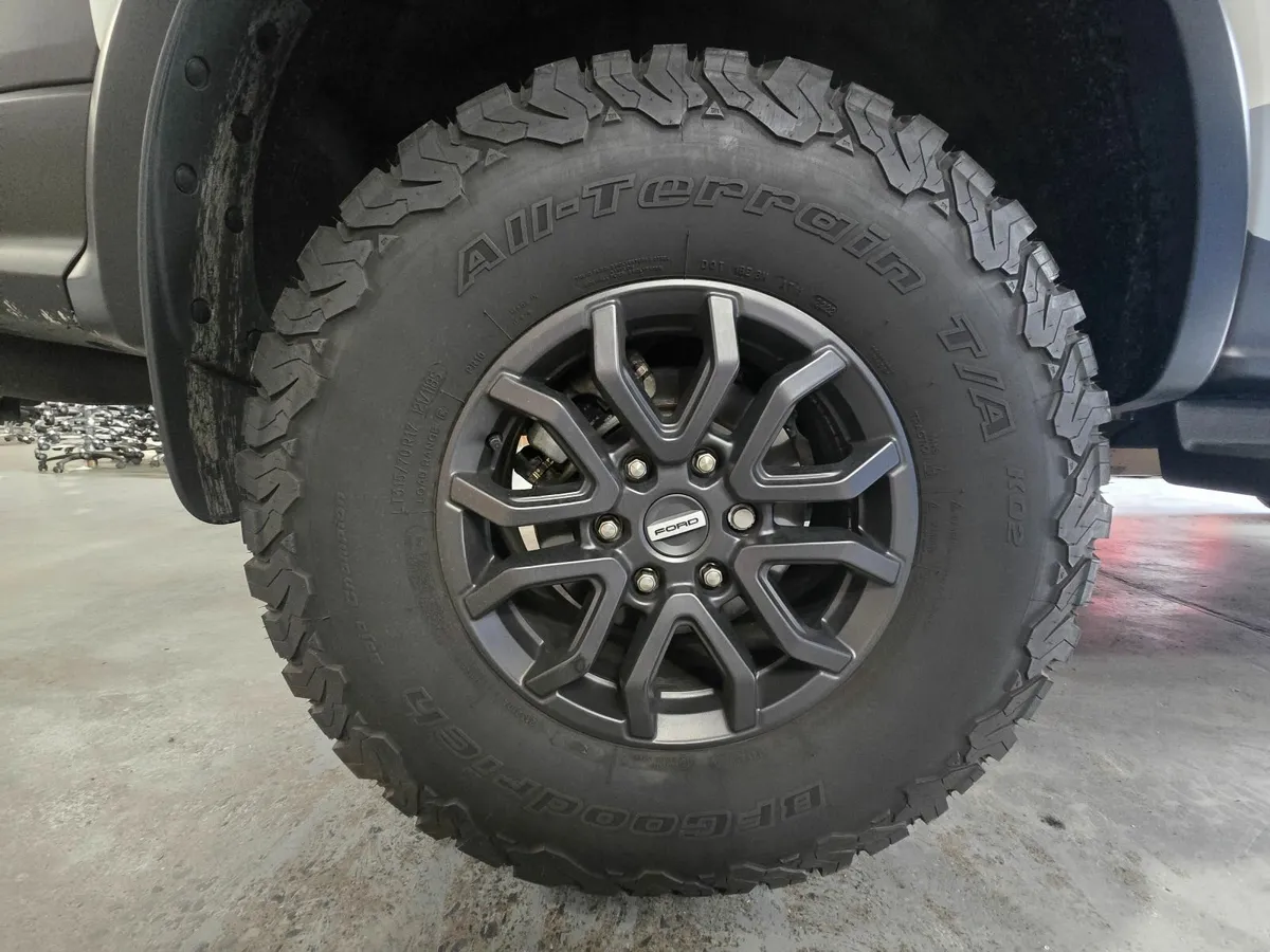 Ford Ranger Raptor 2023 - Image 4