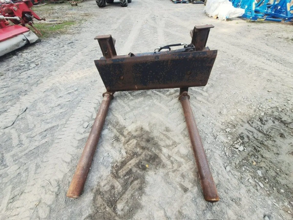 Tighe Bale Handler (Pin & Cone) - Image 1