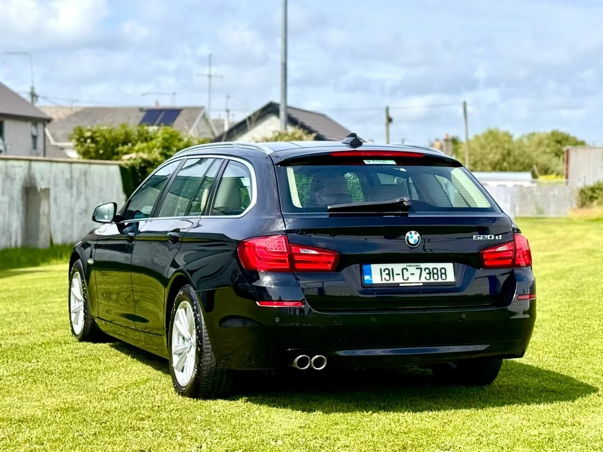BMW 5-Series 2013 - Image 2