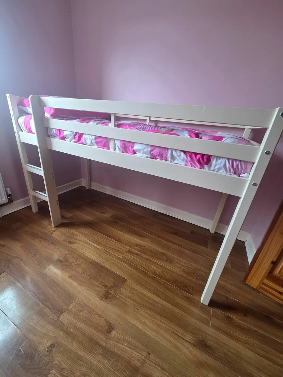 Mid sleeper single bed - Image 4