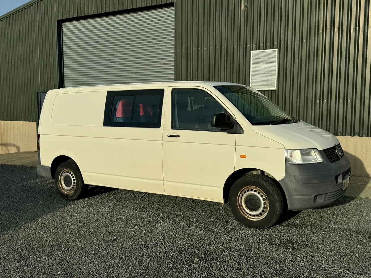 Vw transporter crewcab day van camper - Image 1