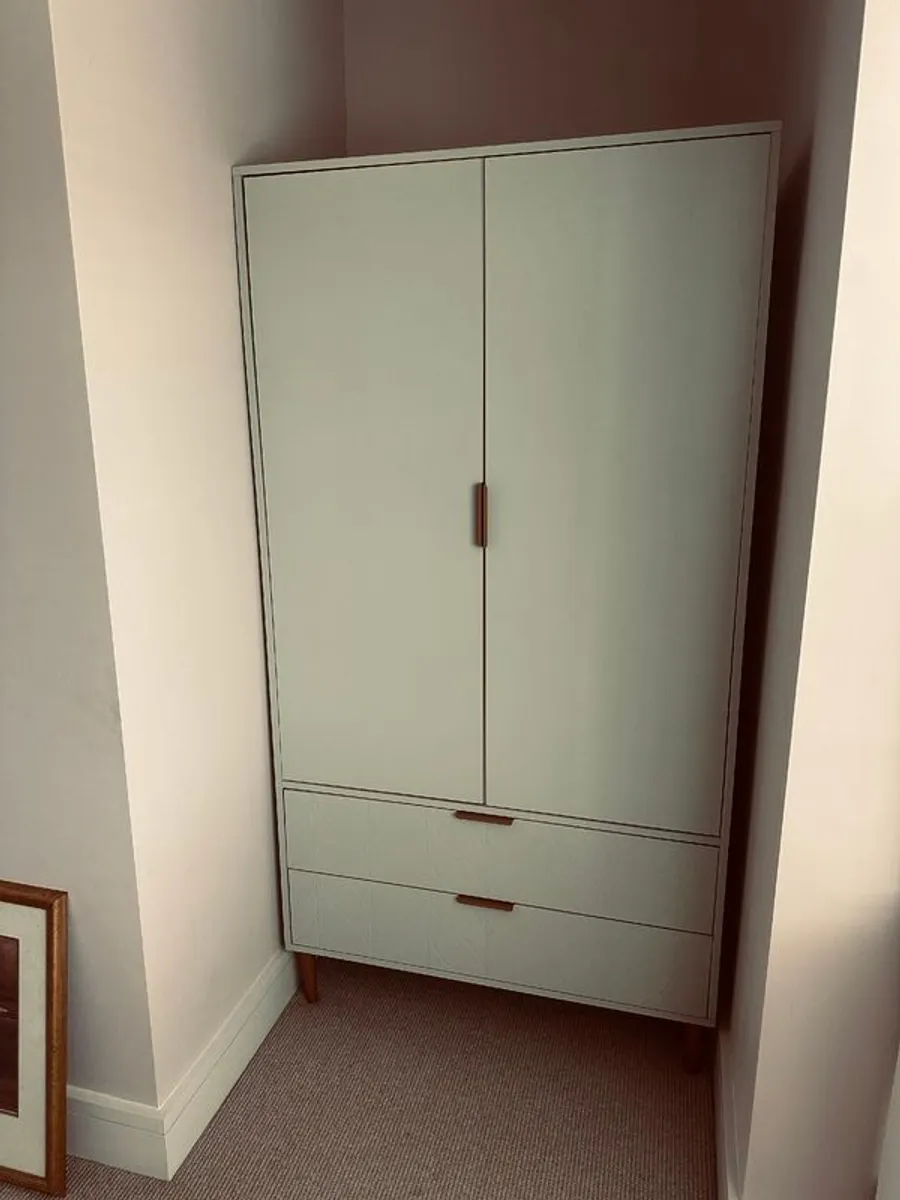 Beautiful Wardrobe AND 2 matching bedside cabinets LIKE NEW - Image 2