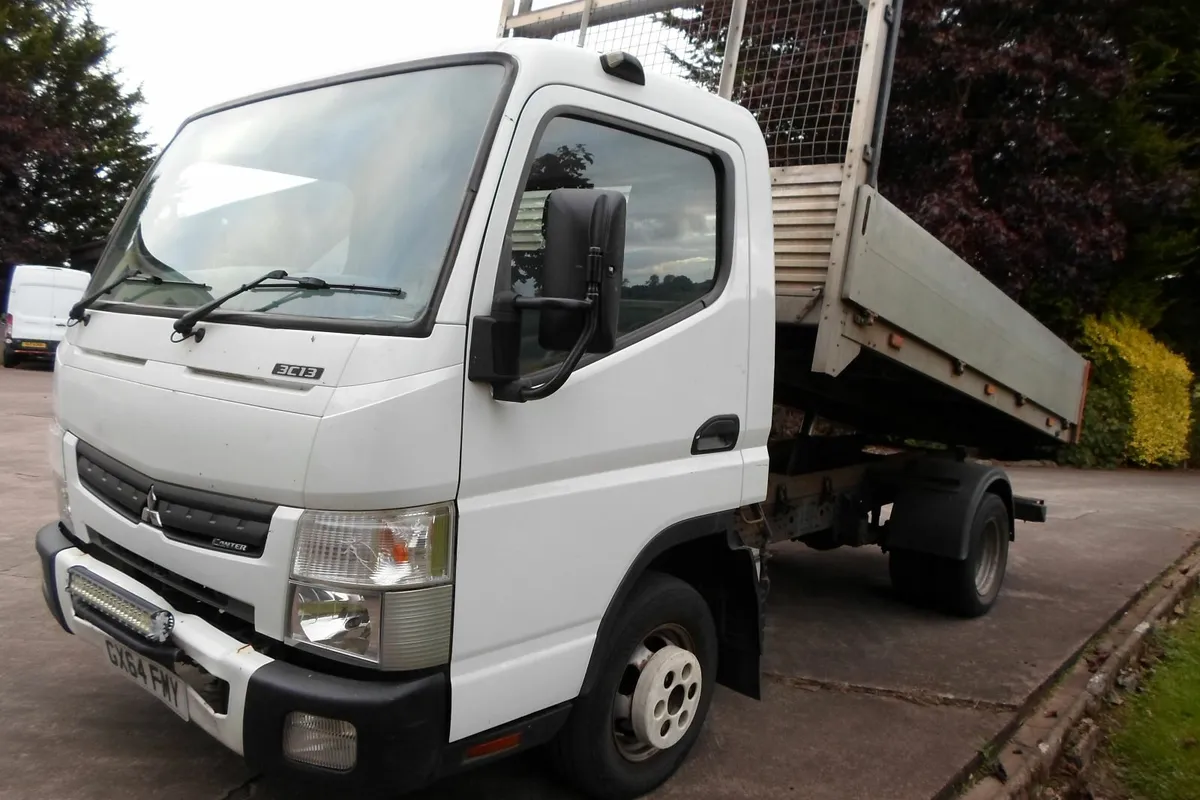 Mitsubishi Canter 2014 - Image 1