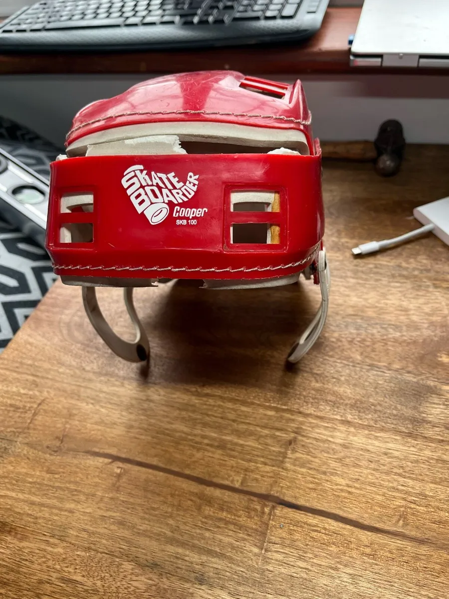 Skateboarder Helmet - Image 1