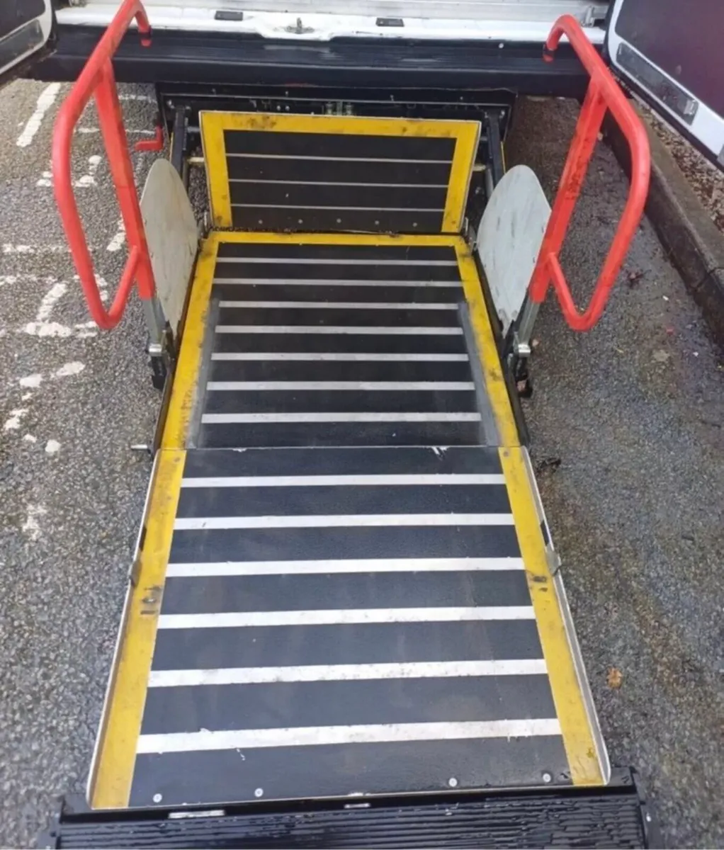 ** PLS Access Lite Wheelchair Lift 12v ** - Image 3