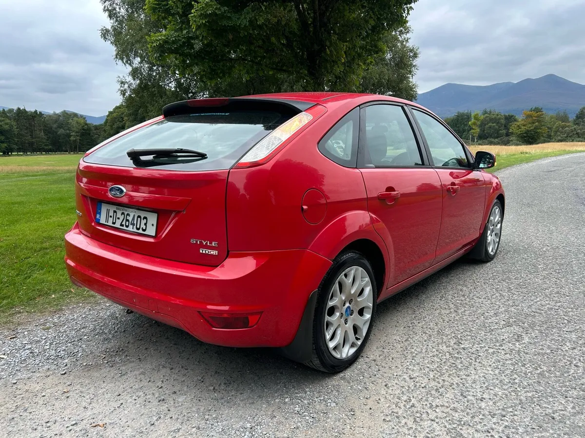 2011 Ford Focus.. Recent NCT & Full Service - Image 3