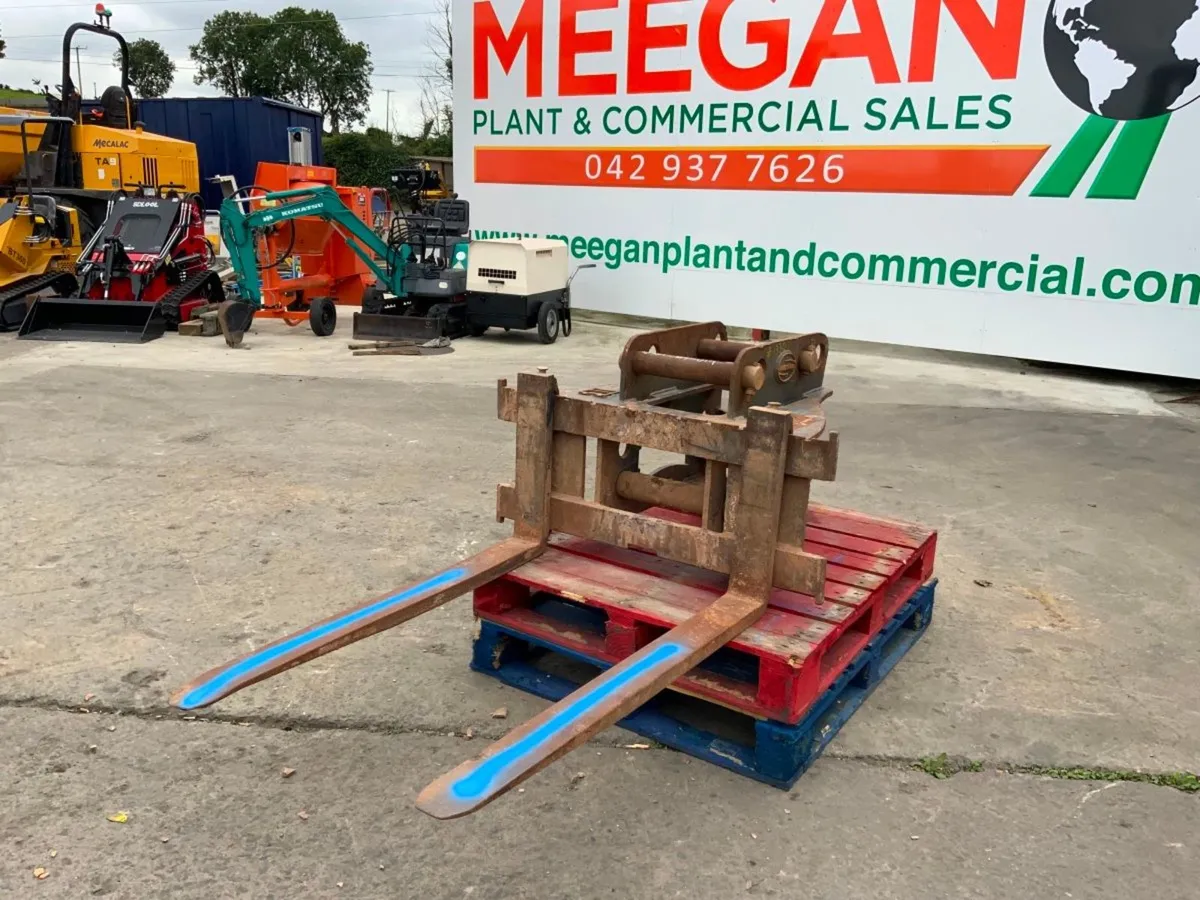 STRICKLAND PALLET FORKS....80mm / 65mm.....1330t. - Image 2