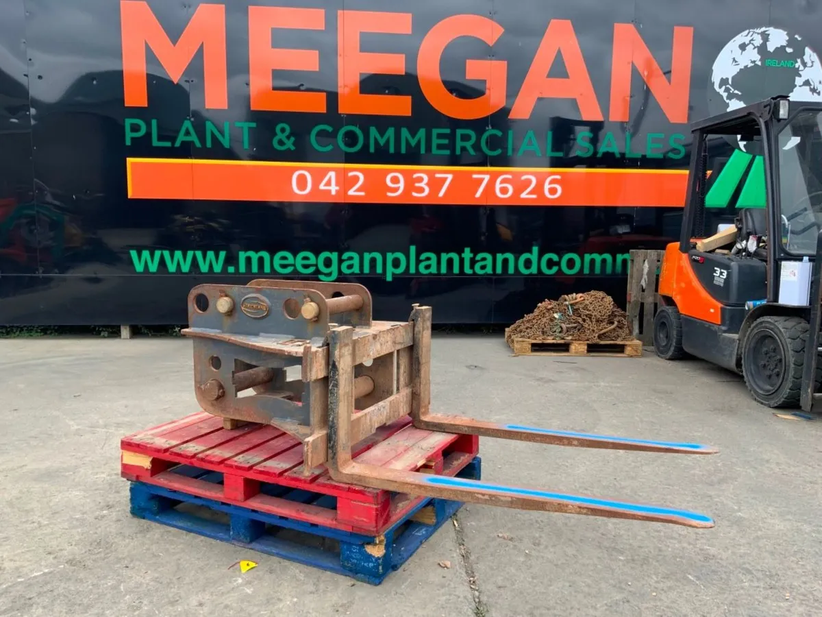 STRICKLAND PALLET FORKS....80mm / 65mm.....1330t. - Image 1