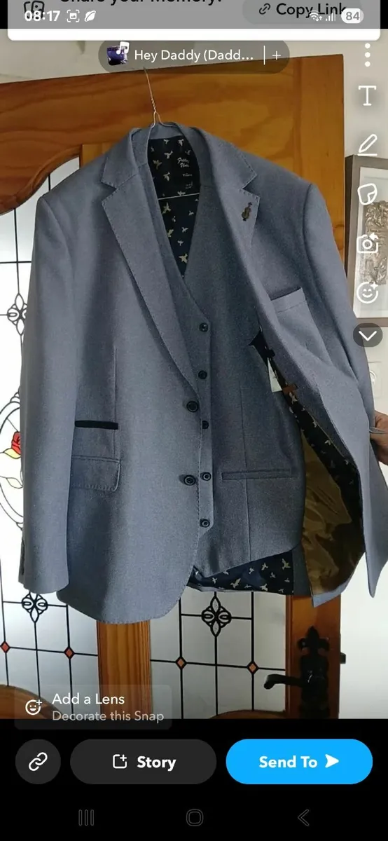 Mens suit - Image 1