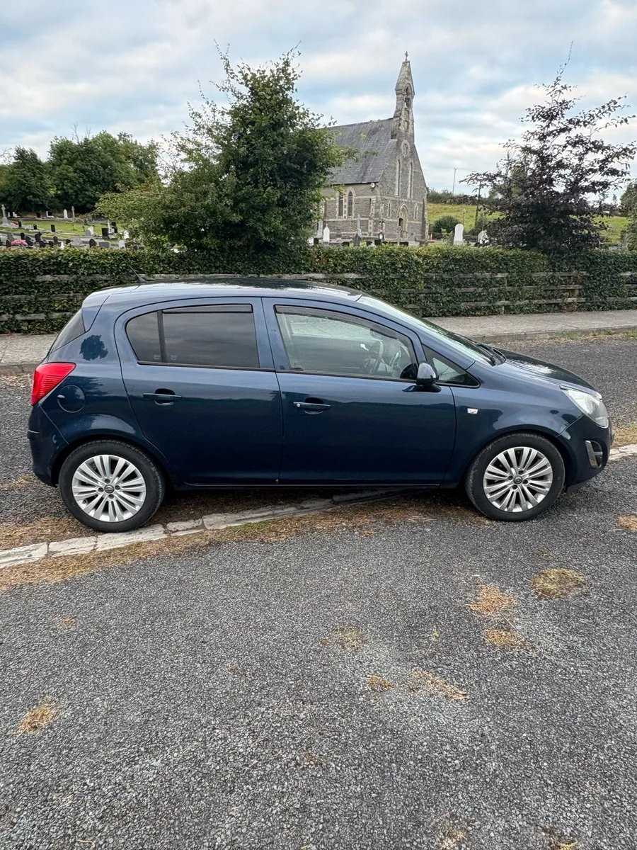 Opel Corsa Excite 1.2 - Image 2
