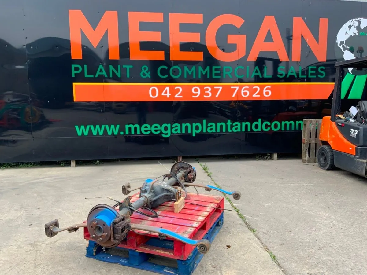 SPRINTER / CRAFTER BACK AXLE....SINGLE WHEEL. - Image 1