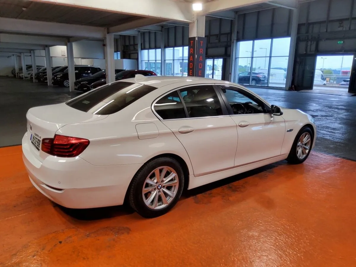 BMW 5 Series 520d SE Auto - Image 3