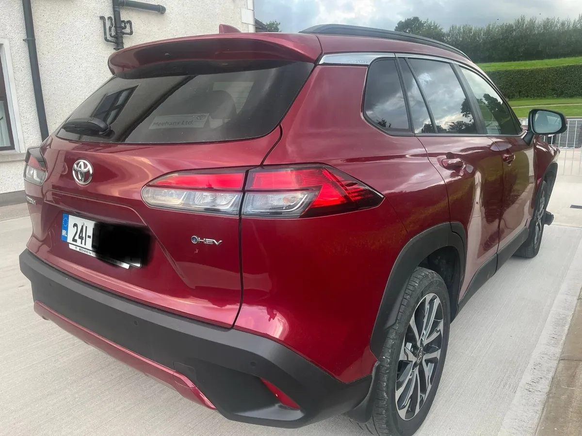 24 Toyota Corolla Cross - Image 4