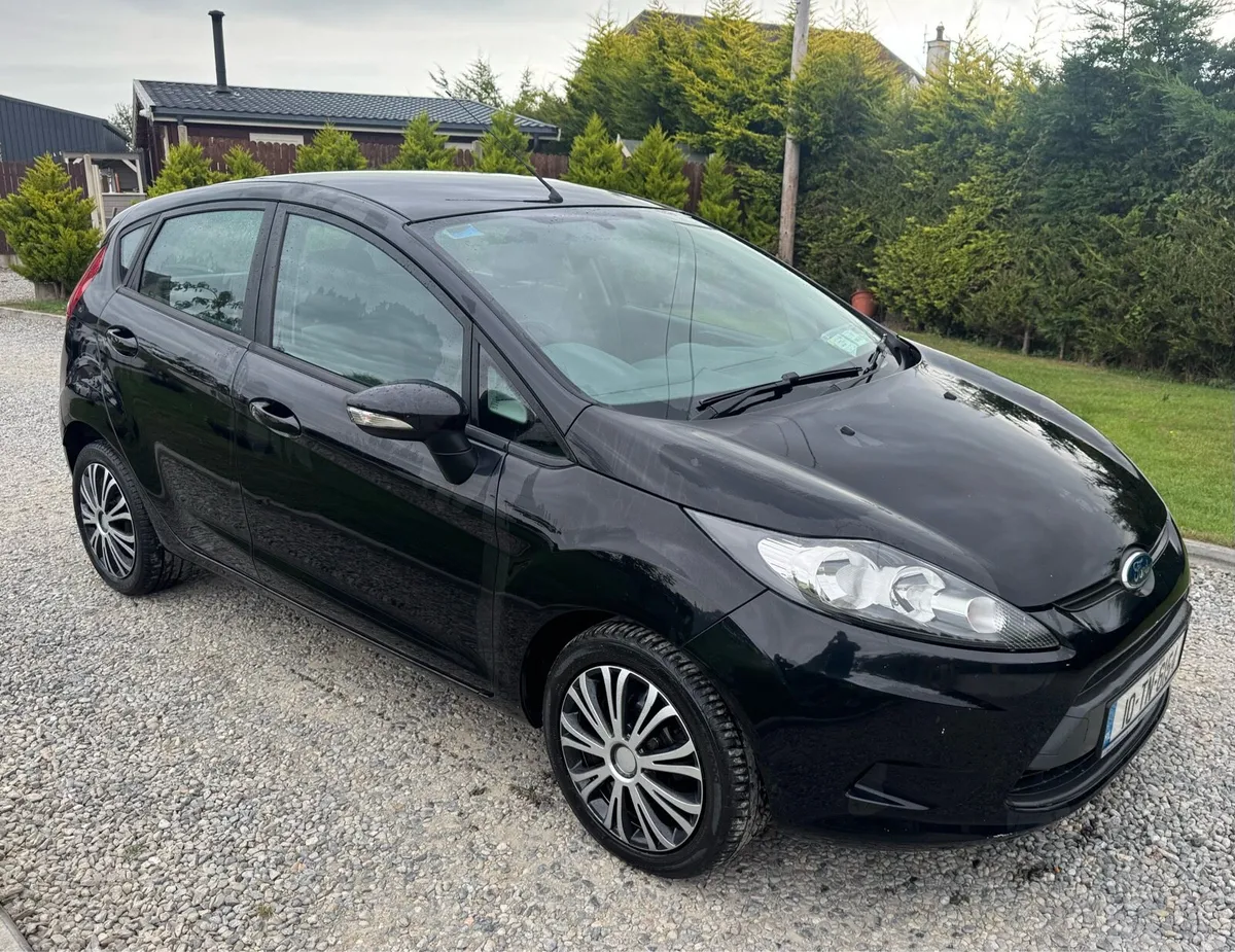 Ford Firsta - Image 1