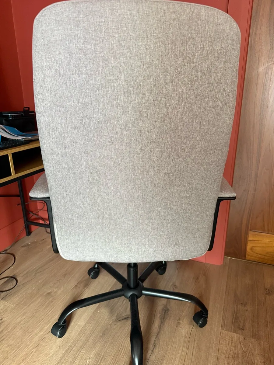 Desk chair - Image 3
