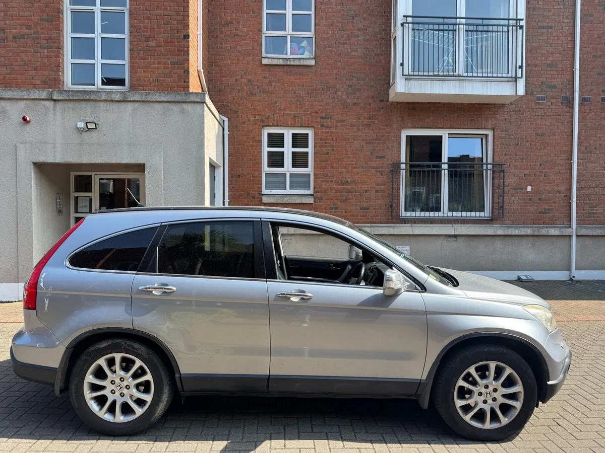 Honda CRV - Image 2