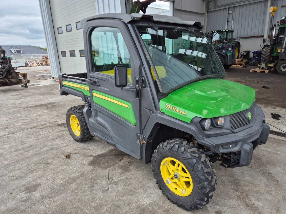 John Deere XUV 865M Gator - Image 1