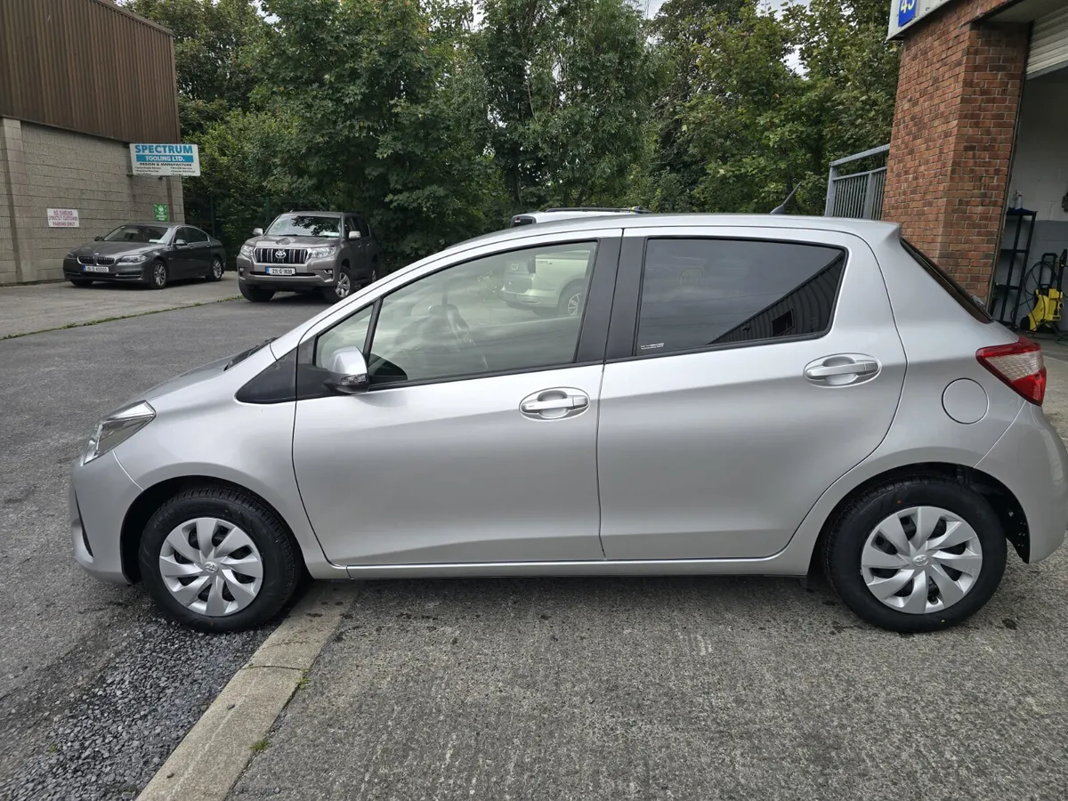 Toyota Vitz 2019 - Image 3