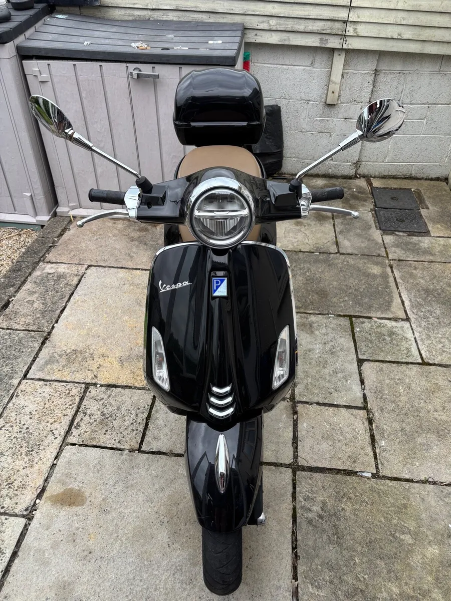 Vespa Primavera 50cc - Image 1