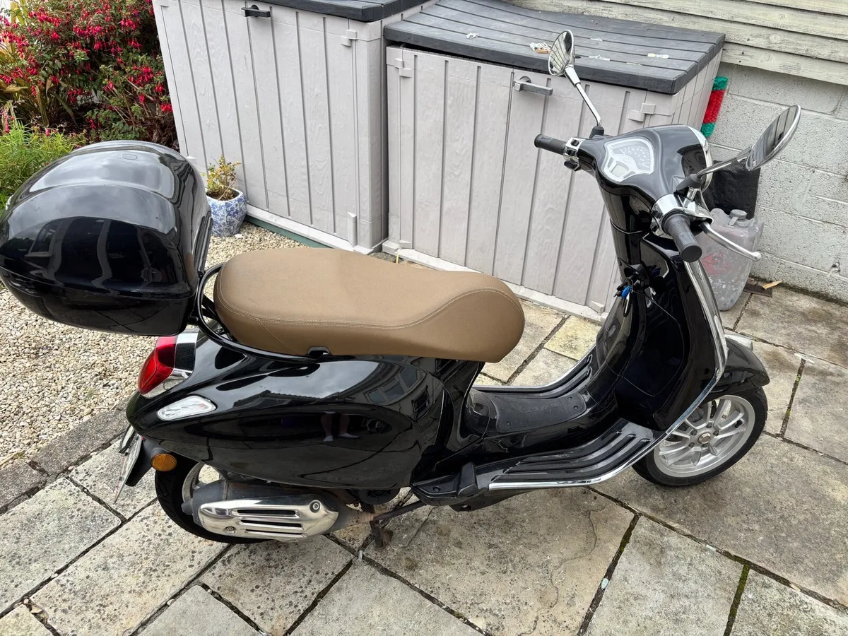 Vespa Primavera 50cc - Image 4