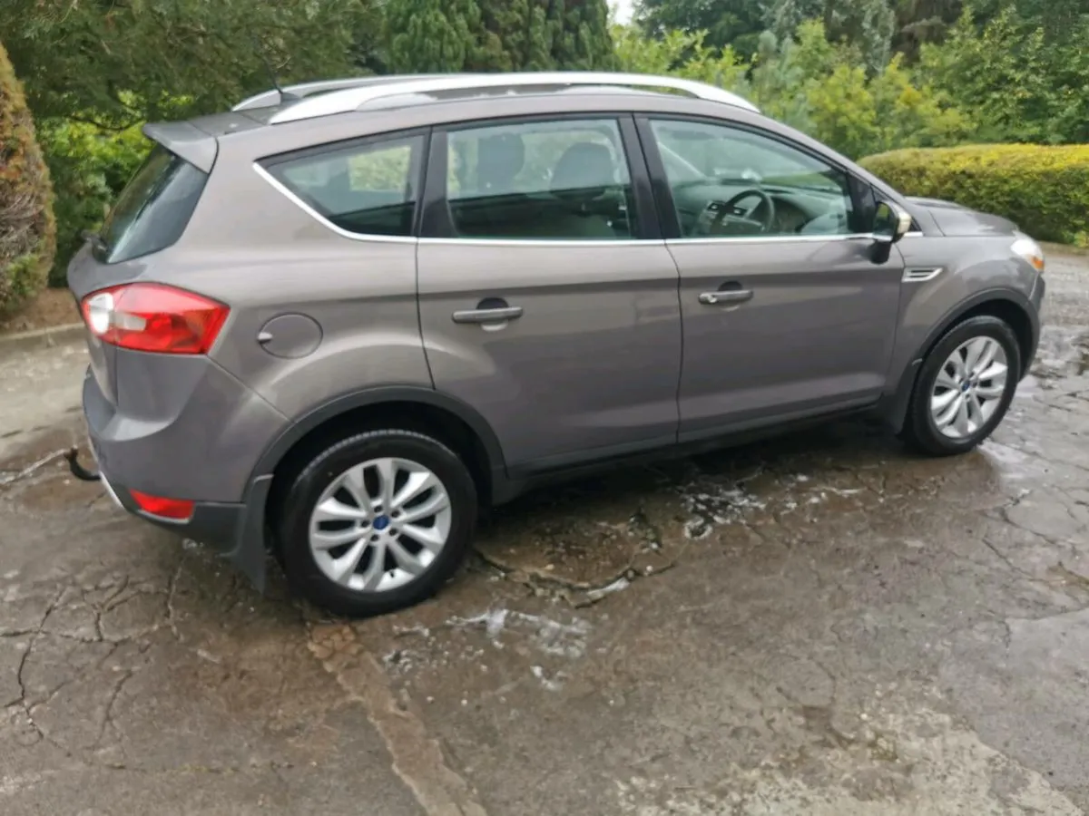 11 Ford Kuga diesel passenger - Image 2