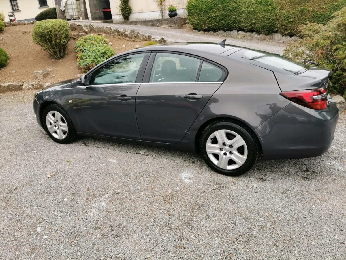 16 Opel Insignia - Image 2