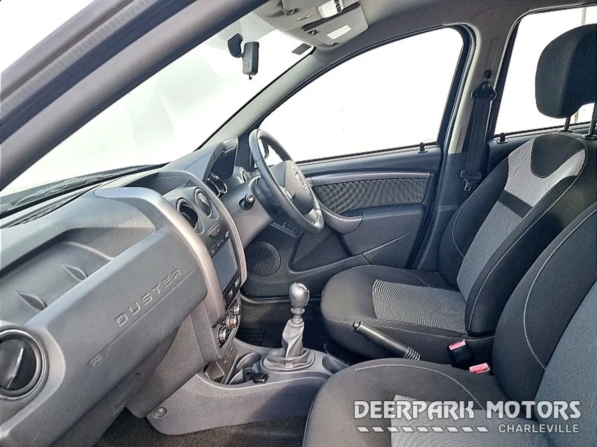 Dacia Duster 1.5 dCi 110 Prestige - Image 4