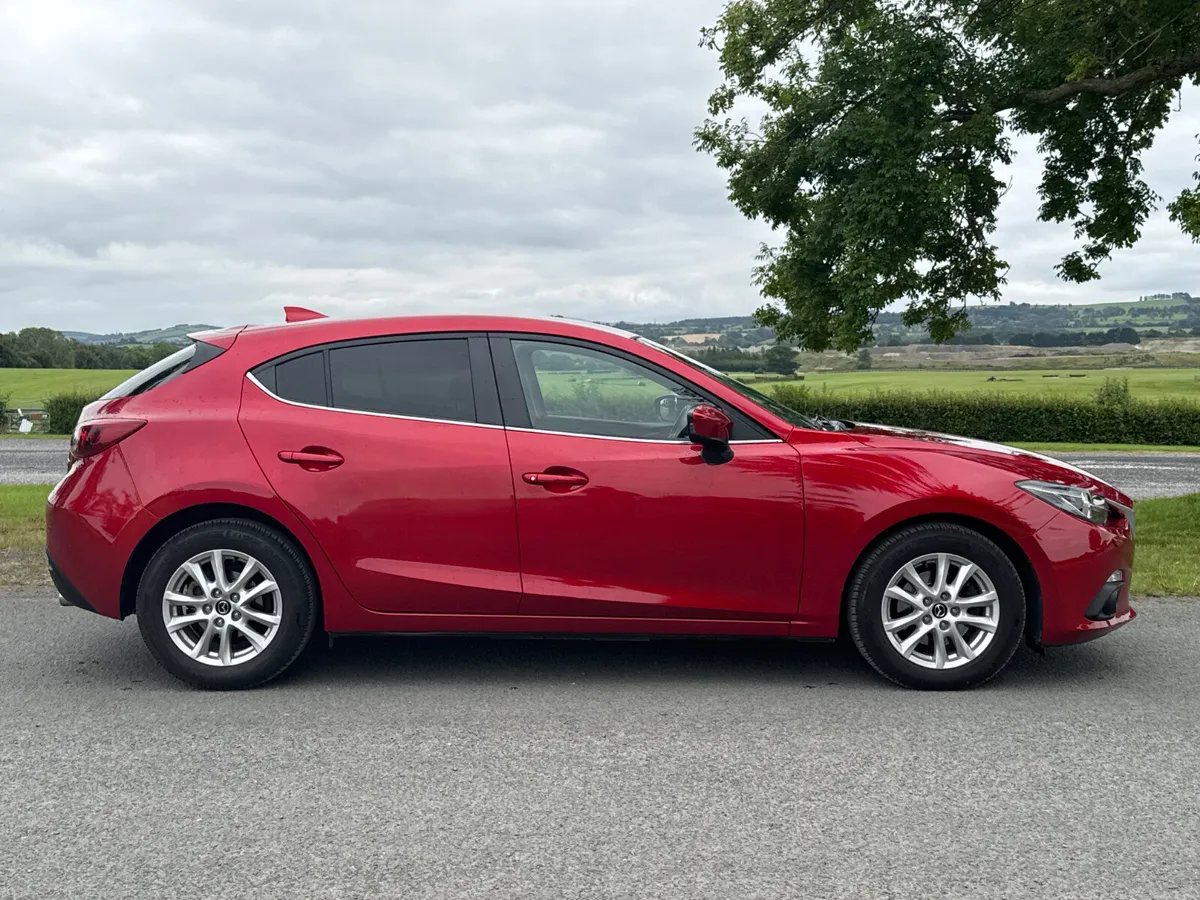 Mazda Mazda3 2016 Low Mileage - Image 2