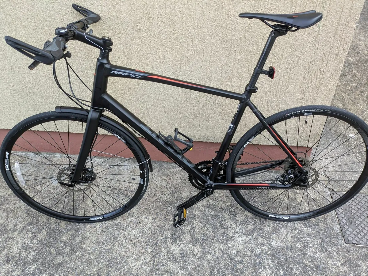 Giant Rapid 1 bike - Image 1