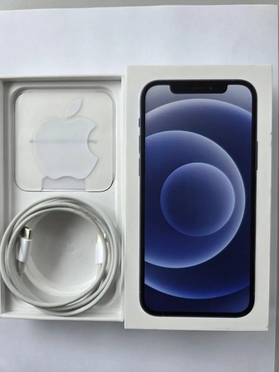 Iphone 12 - Image 3