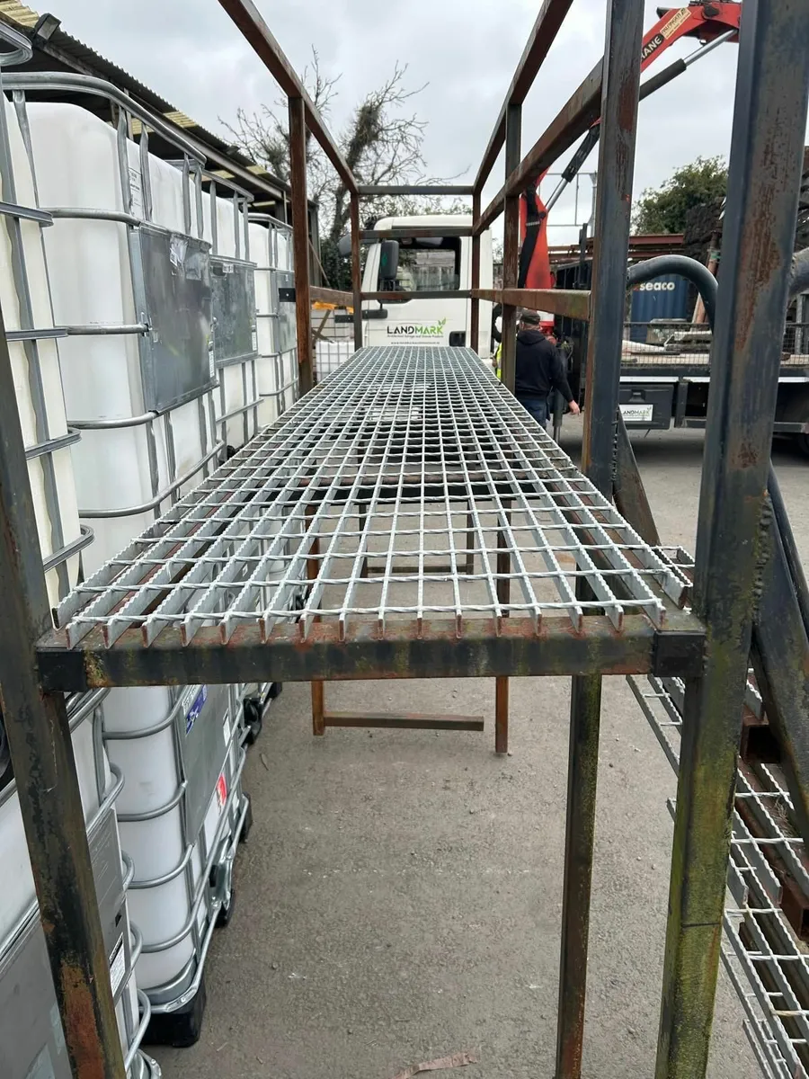 Box Iron Stairs & Landing Platform - Image 1