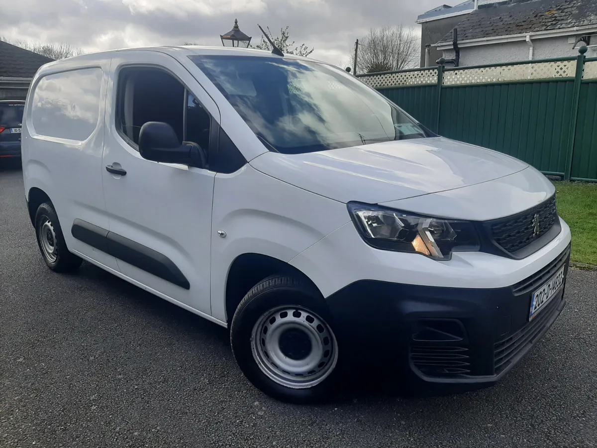 Peugeot Partner 2020 1.5 HDI 3 SEATS ,LOW KM - Image 1
