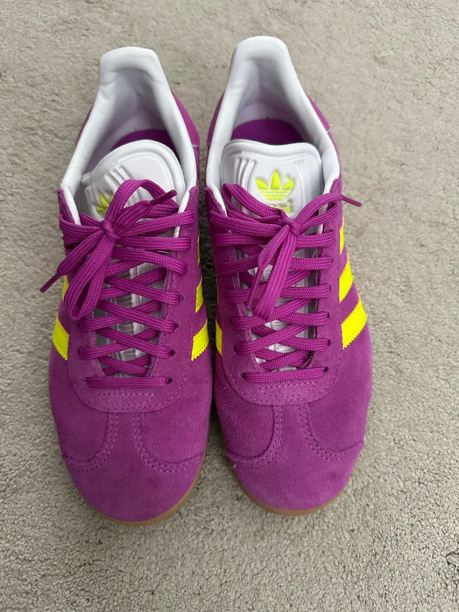 Runners - Image 1