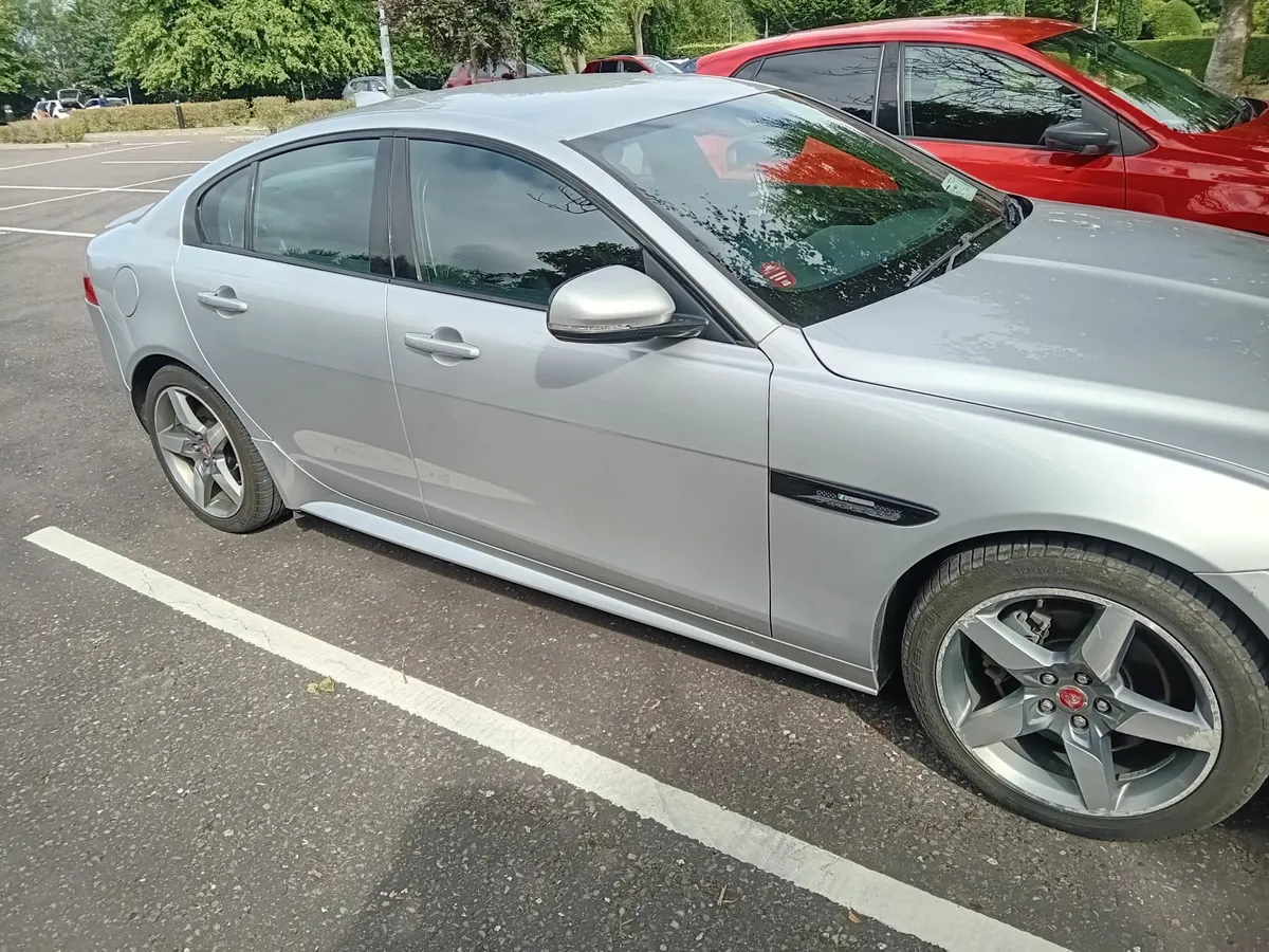Jaguar XE 2018 - Image 3