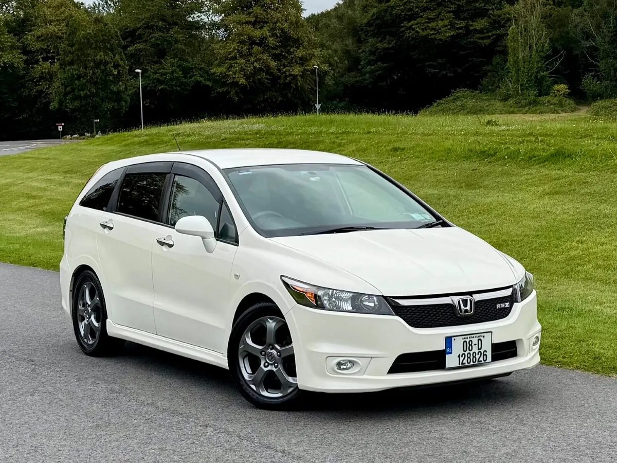 €3995 Honda Stream 2008 Automatic 7 Seats - Image 1