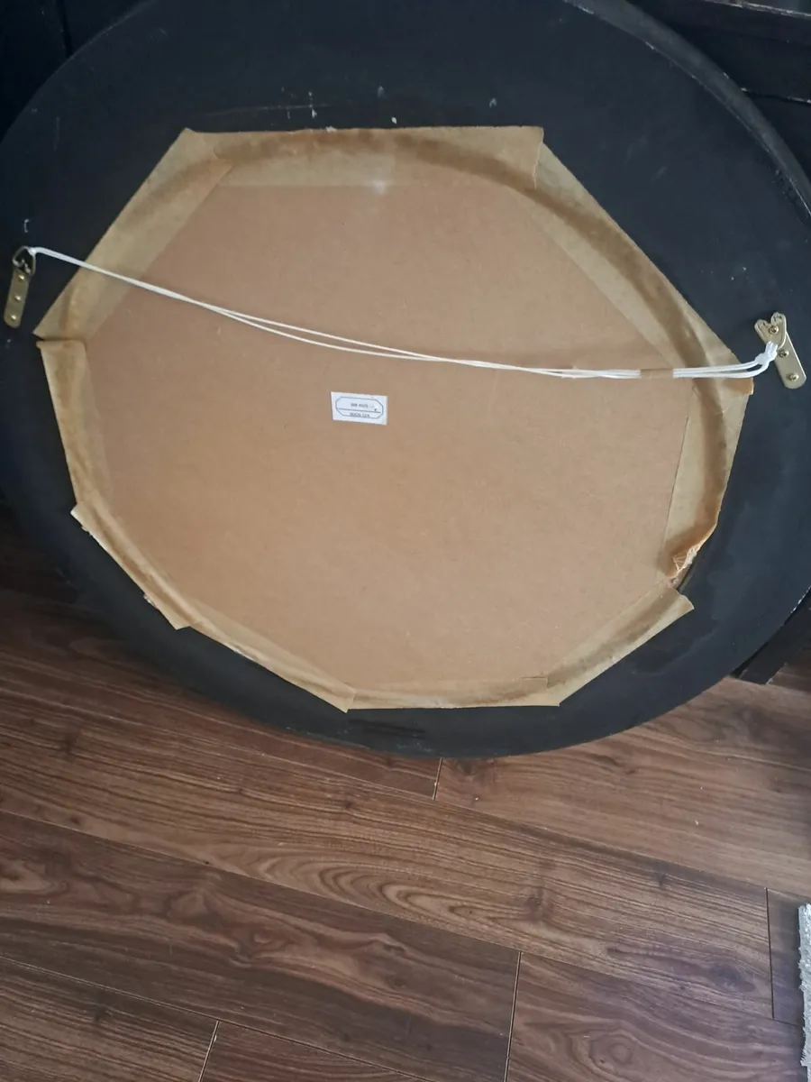 Latge round mirror - Image 3