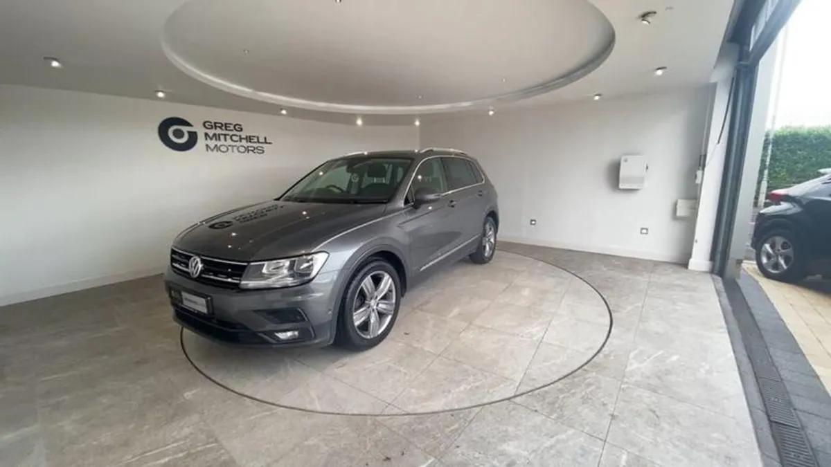 Volkswagen Tiguan 2.0 TDi 150 Match 5dr - Image 3