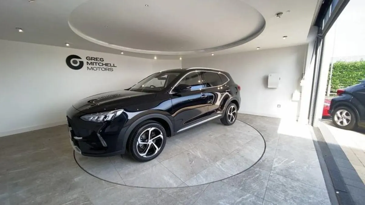 MG HS 1.5 T-gdi Trophy 5dr - Image 3