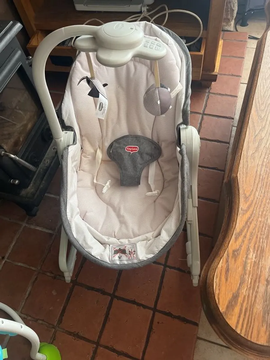 baby basket/rocker - Image 2