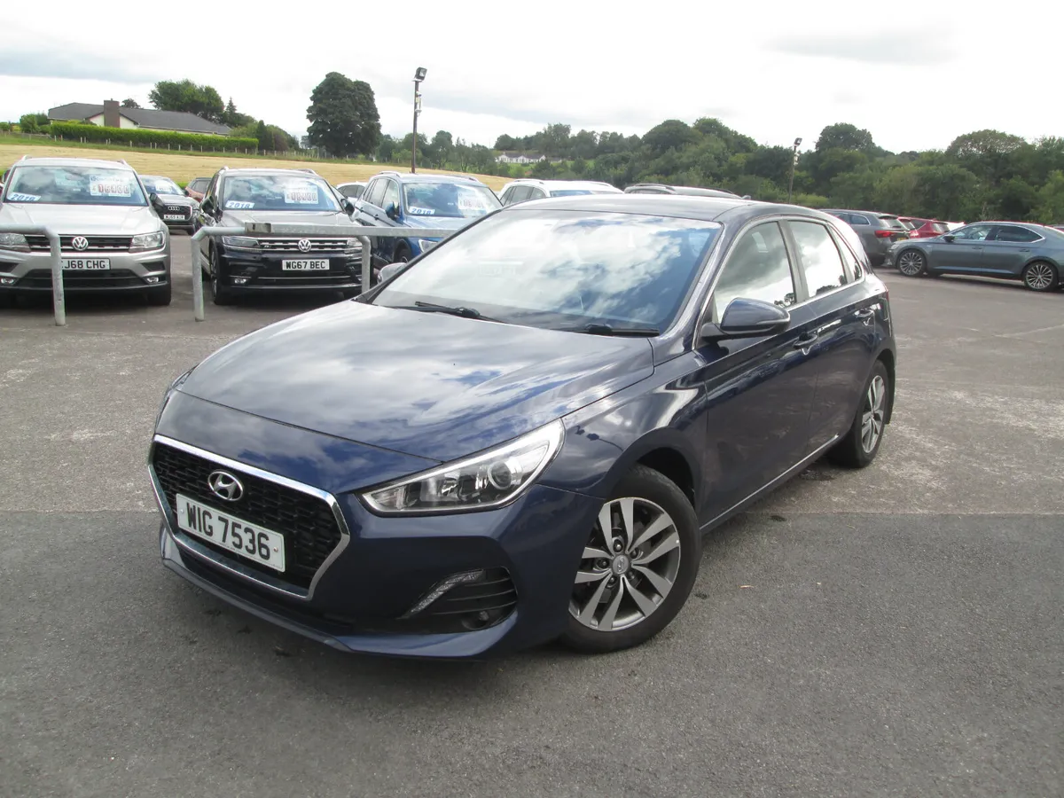 2019  HYUNDAI  I30  1.6 CRDI  SE  NAV  5DR  (BLUE) - Image 2